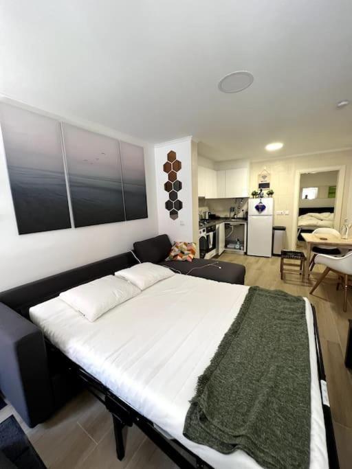 Apartamento Artistic Digital Getaway - Patio & Great Location! Lisboa Exterior foto