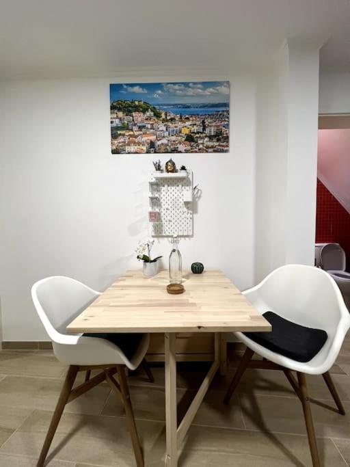 Apartamento Artistic Digital Getaway - Patio & Great Location! Lisboa Exterior foto